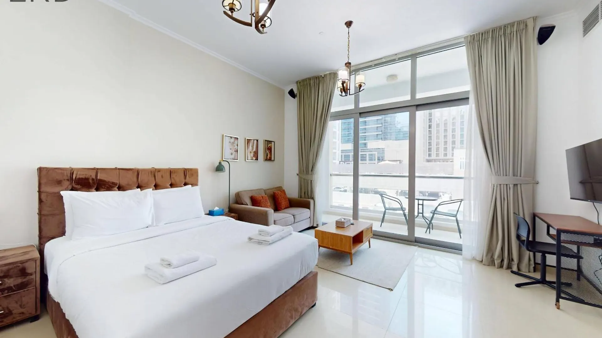 Cozy Studio In Dubai Marina